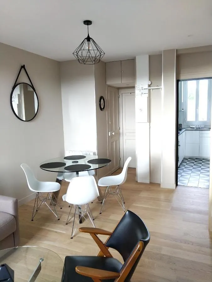 Appartement Au Centre De Saint Briac